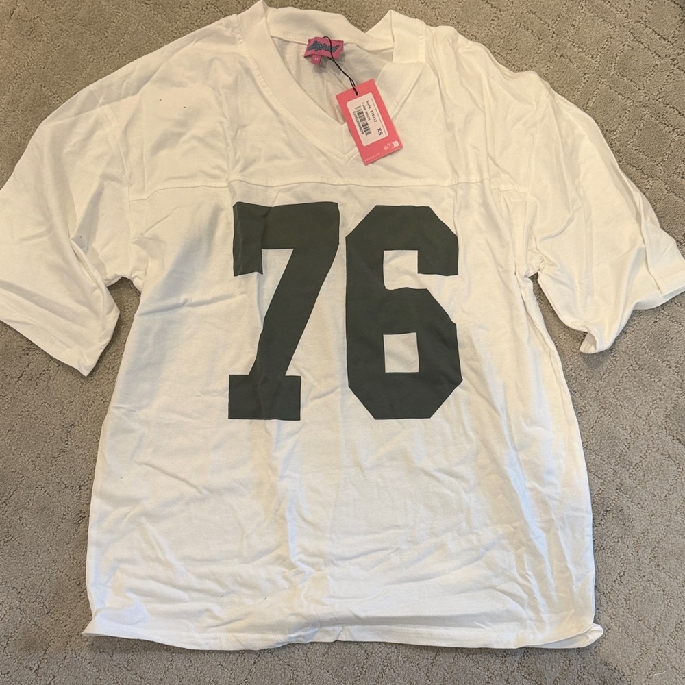 Editked V-Neck Graphic Shirt NWT